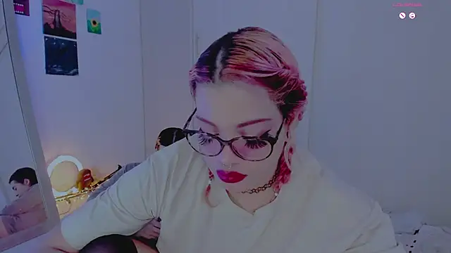 Snapshot of amywilld chatting on 07-16-26, 12:29 amywilld online show from 07-16-26, 12:29