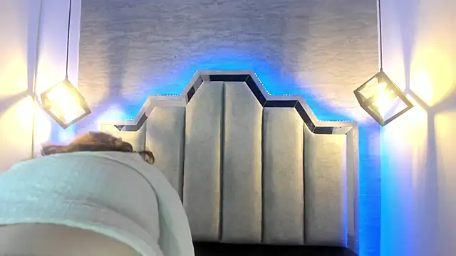  Emily rosee  online show from 09-22-25, 11:16