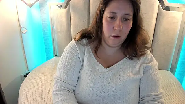  Emily rosee  online show from 09-13-25, 12:27