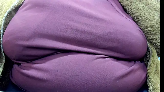  Emily rosee  online show from 10-30-25, 11:08