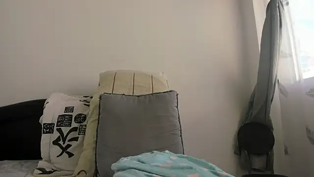 Sarah-w online show from 07-25-26, 01:28