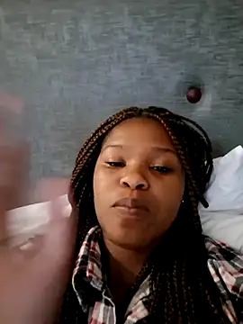 Snapshot of Lolly_96 chatting on 09-23-25, 11:01 Lolly 96 online show from 09-23-25, 11:01