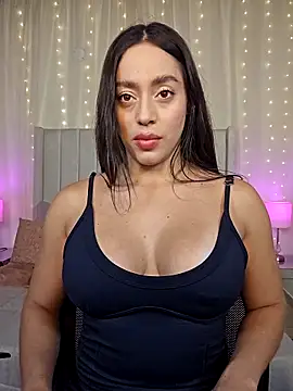 Snapshot of AriadnaTaylor chatting on 02-03-26, 08:25 AriadnaTaylor online show from 02-03-26, 08:25