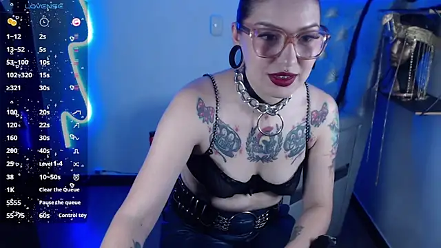 Snapshot of FabulousVenus chatting on 09-10-25, 03:33 FabulousVenus online show from 09-10-25, 03:33