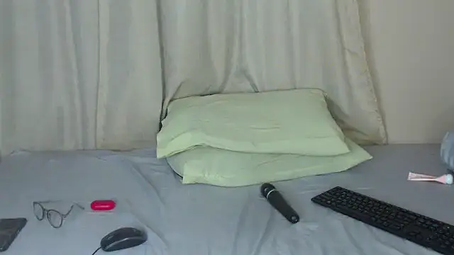 Sexychrista online show from 10-22-25, 01:38