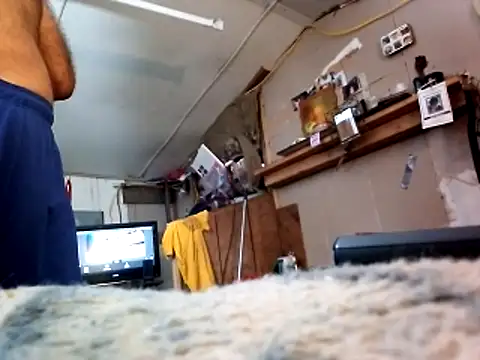 Southerngent1979 online show from 10-25-25, 06:52