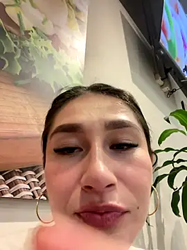 Isa Villamarin online show from 10-03-25, 03:35