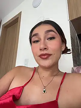 Isa Villamarin online show from 10-12-25, 04:19