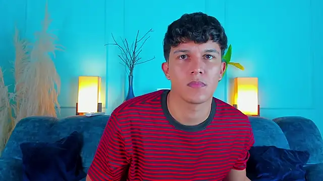 Leo Savage  online show from 03-04-26, 03:25