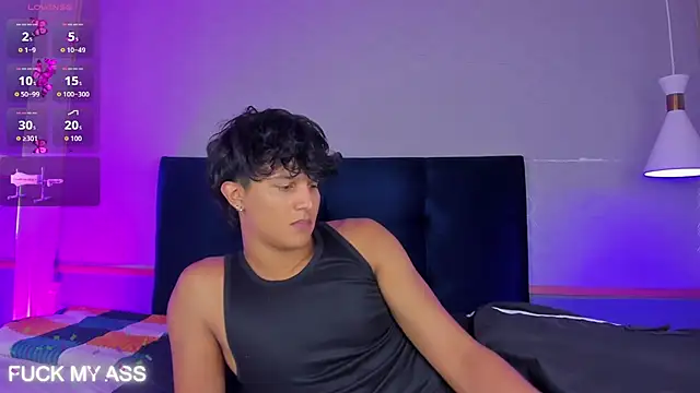 Leo Savage  online show from 09-14-25, 04:13