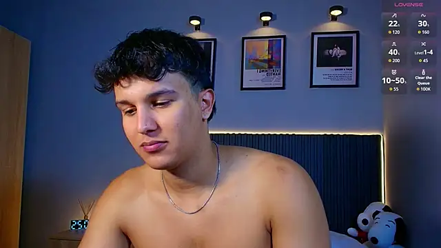 Leo Savage  online show from 07-25-26, 03:25