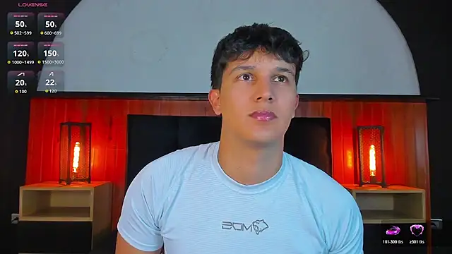 Leo Savage  online show from 07-15-26, 04:30
