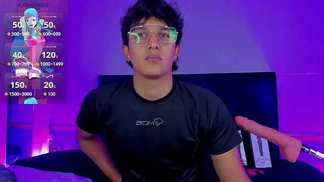 Leo Savage  online show from 11-03-25, 03:34