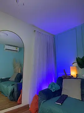 Leo Savage  online show from 03-21-26, 03:30