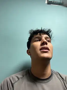 Leo Savage  online show from 03-11-26, 02:49