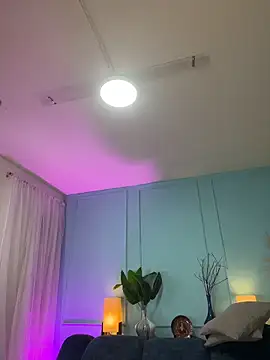 Leo Savage  online show from 03-20-26, 03:18