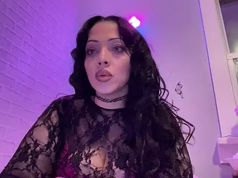 Kendall knox online show from 10-16-25, 12:19