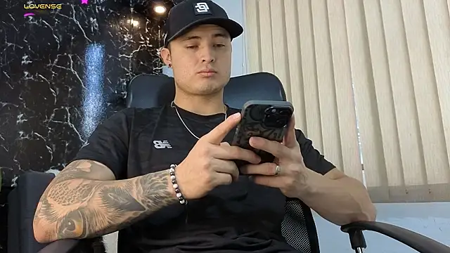 Alexander ferre online show from 02-05-26, 01:29