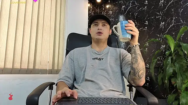 Alexander ferre online show from 02-16-26, 01:32