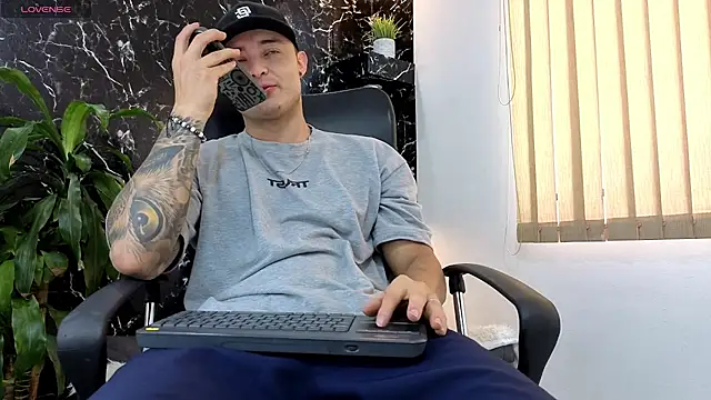 Alexander ferre online show from 03-07-26, 02:55