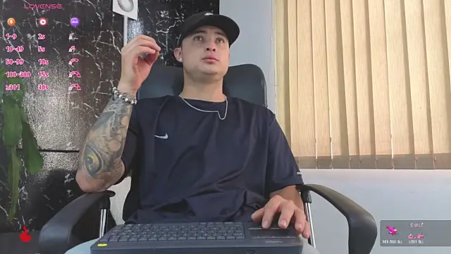 Alexander ferre online show from 04-01-26, 01:23