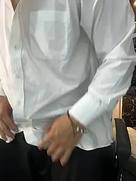 Snapshot of Alexander_ferre chatting on 05-31-26, 12:33 Alexander ferre online show from 05-31-26, 12:33