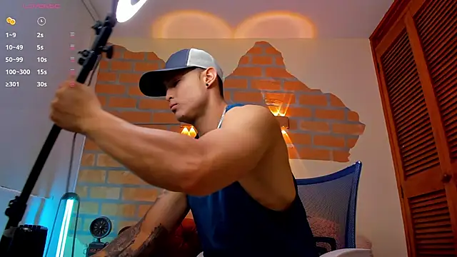 Snapshot of Alexander_ferre chatting on 09-12-25, 01:33 Alexander ferre online show from 09-12-25, 01:33