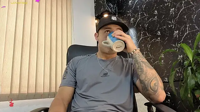 Alexander ferre online show from 02-14-26, 01:33