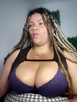 Eva Luxei online show from 02-25-26, 06:57