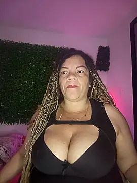 Eva Luxei online show from 11-04-25, 09:46