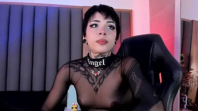 misstomie  online show from 03-06-26, 08:48