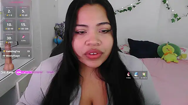 Snapshot of Juicy_elenxx chatting on 07-23-26, 01:58 Juicy elenxx online show from 07-23-26, 01:58