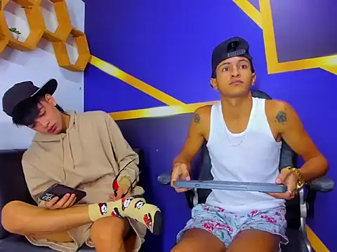 gustavo saaled19  online show from 09-08-25, 07:46