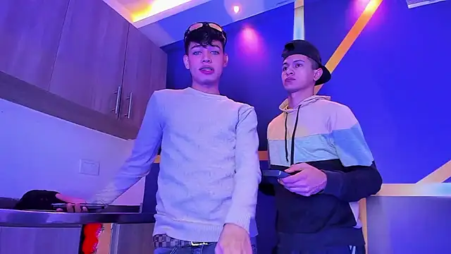 gustavo saaled19  online show from 10-05-25, 07:37