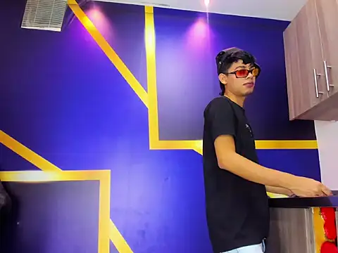 gustavo saaled19  online show from 09-14-25, 07:58