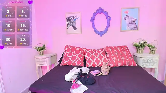 Snapshot of Nahomi_Rivera chatting on 09-25-25, 01:06 Nahomi Rivera online show from 09-25-25, 01:06