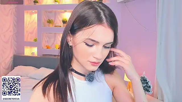 TeriRipka online show from 12-21-25, 07:04