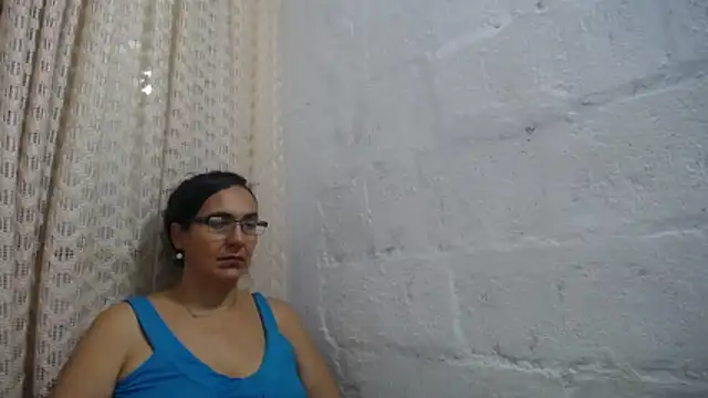 gabbyparker  online show from 03-24-26, 09:42