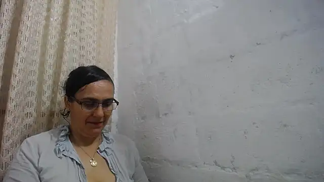 gabbyparker  online show from 03-13-26, 12:04