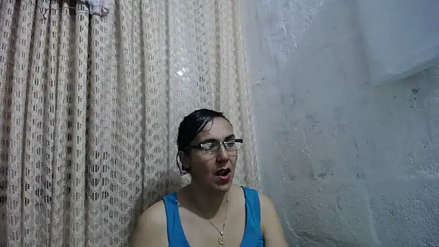 gabbyparker  online show from 11-15-25, 09:57