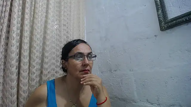 gabbyparker  online show from 02-26-26, 12:43