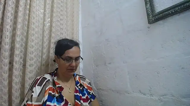 Snapshot of gabbyparker_ chatting on 05-11-26, 09:10 gabbyparker online show from 05-11-26, 09:10