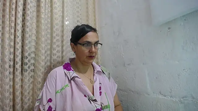 gabbyparker  online show from 12-05-25, 09:30