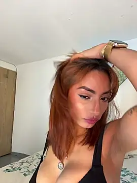 Snapshot of monnay520 chatting on 01-18-26, 05:00 monnay520 online show from 01-18-26, 05:00