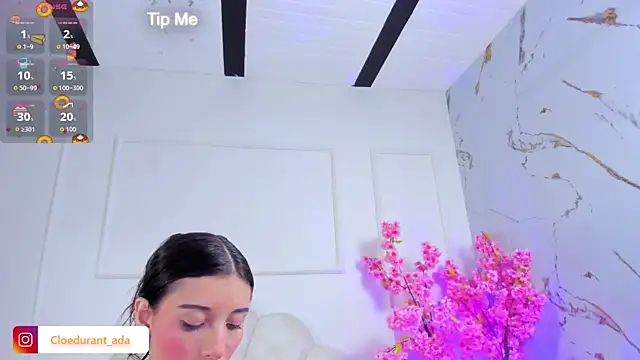 Snapshot of Cloedurant chatting on 10-11-25, 07:48 Cloedurant online show from 10-11-25, 07:48