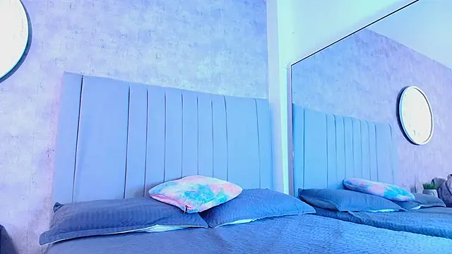 karla-ruiz online show from 10-26-25, 08:20