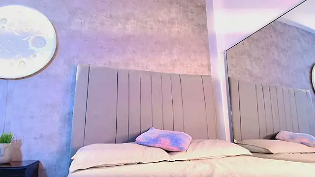 karla-ruiz online show from 10-25-25, 07:25