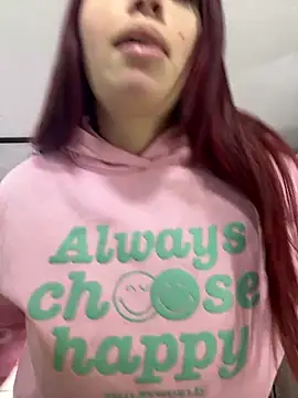 HannahCollyns online show from 12-22-25, 01:22