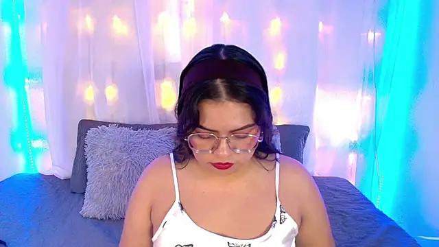 LilyRousee online show from 11-15-25, 06:12