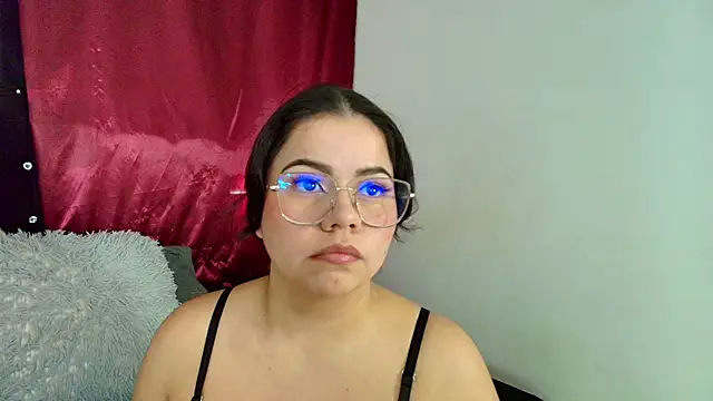 LilyRousee online show from 09-23-25, 06:04